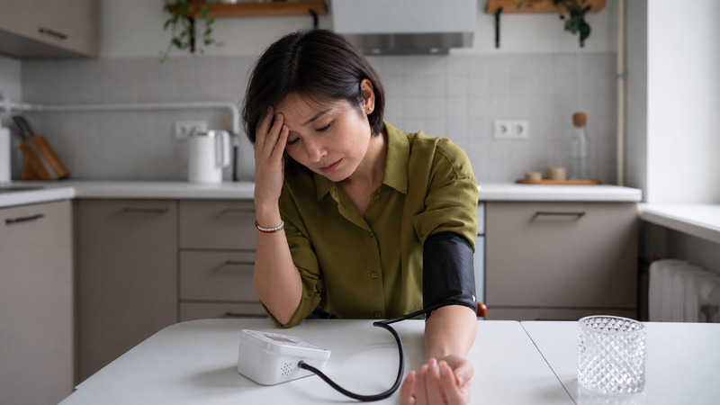 Trời lạnh bị chóng mặt có thể gặp nhiều hơn ở người huyết áp thấp