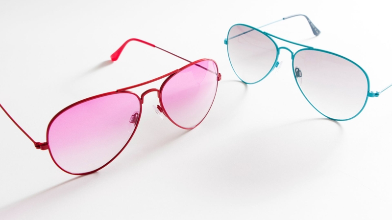 Giảm ánh sáng phản chiếu, phù hợp khi lái xe hoặc hoạt động ngoài trời