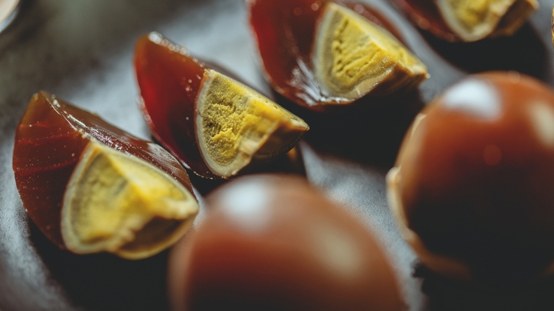 Trứng bắc thảo giàu protein, vitamin, khoáng chất nhưng chứa nhiều natri và cholesterol