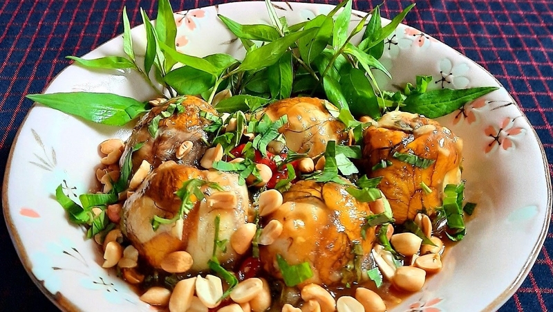 trứng vịt lộn mát hay nóng 2