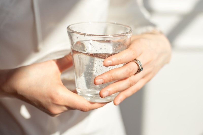 Trước khi xét nghiệm máu có được uống nước không? 2