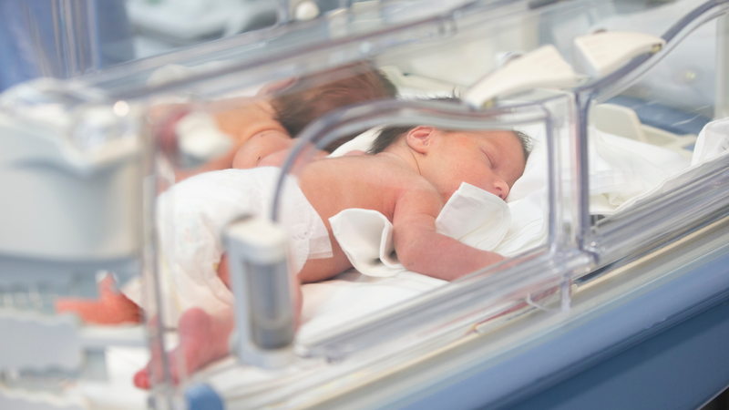 Tử cung đôi làm tăng nguy cơ đẻ non do không gian thai nhi không đủ lớn