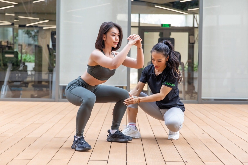 Tư thế squat đúng như thế nào? Những lỗi sai thường mắc phải? 1