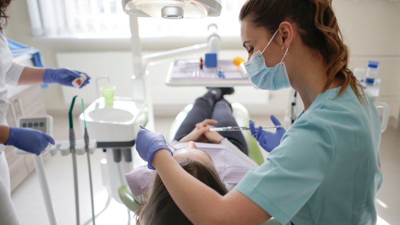 Tuổi thọ răng lấy tủy là bao lâu? Điều trị tủy răng có nguy hiểm không? 3