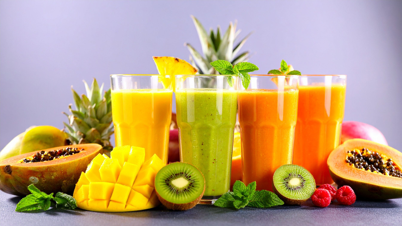 Nước ép trái cây nguyên chất là lựa chọn hiệu quả để xử lý tụt đường huyết