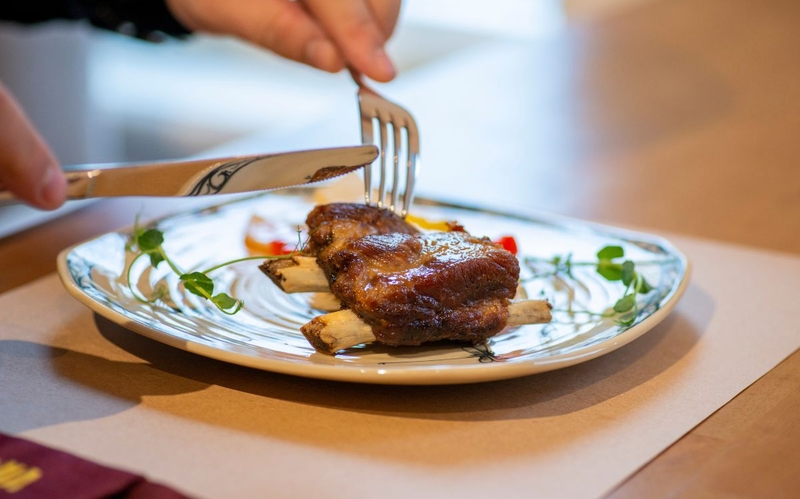 Bị tụt huyết áp uống nước dừa được không​ 4