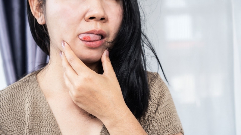 Khối u có thể có màu hồng tương tự mô lưỡi bình thường, màu trắng hoặc đỏ tím tùy thuộc vào cấu trúc mô