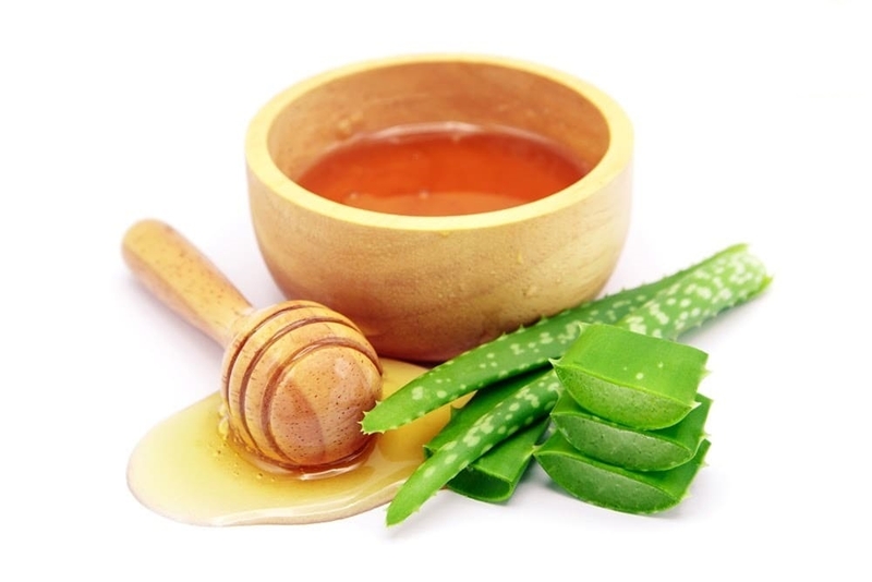 ủ tóc bằng nha đam 2