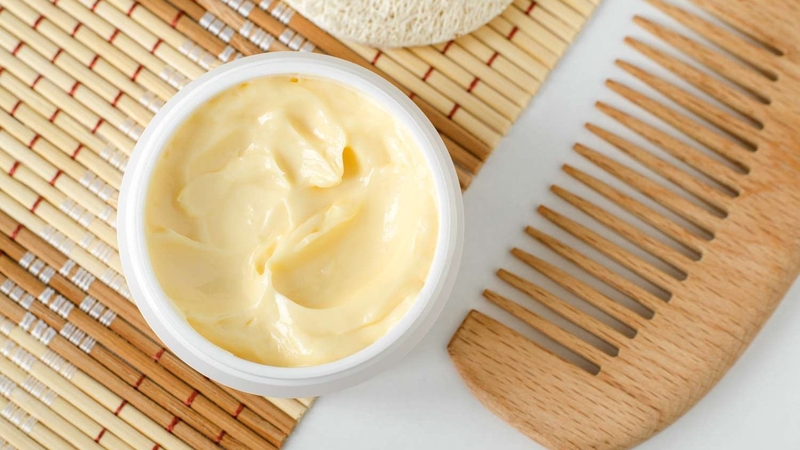 Ủ tóc là sản phẩm dưỡng chuyên sâu, hỗ trợ phục hồi và giảm khô xơ hiệu quả