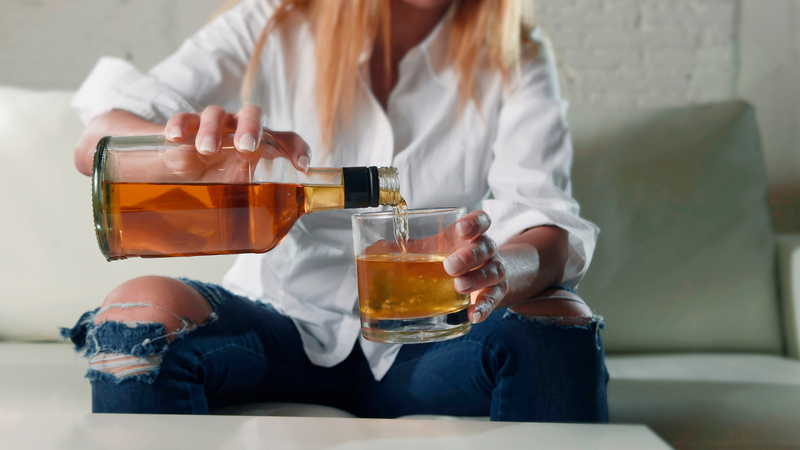 Lạm dụng đồ uống có cồn
