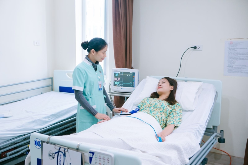 Ung thư vòm họng sống được bao lâu? Yếu tố ảnh hưởng tiên lượng sống 1