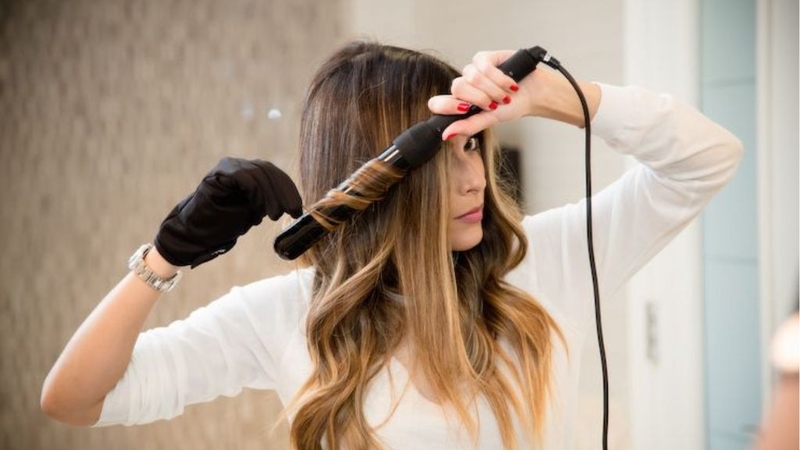 Uốn tóc bao lâu thì gội đầu? Chăm sóc tóc uốn sao cho khoa học? 2