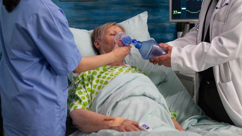 Uốn ván điều trị phức tạp, kéo dài và tốn kém dù có thể cứu chữa