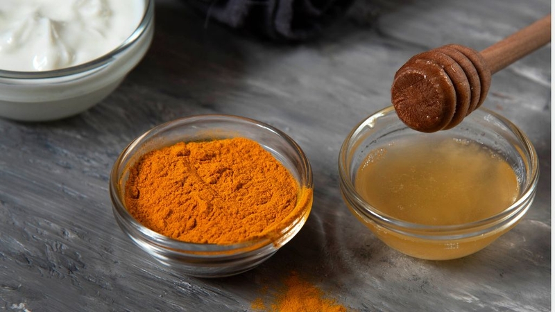 Uống bột nghệ có bị vàng da không? Lưu ý gì khi dùng? 4