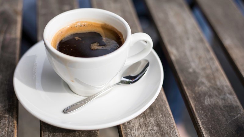 Uống cà phê đen khi bụng đói liệu có tốt không? 1