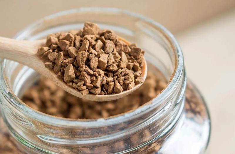 Uống cà phê hòa tan có tốt không? Lợi ích và tác hại của thức uống này 2