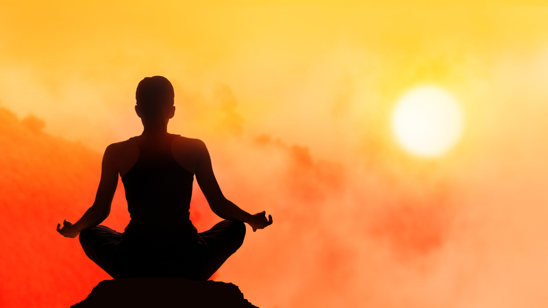 Việc hít thở sâu, có chủ đích kết hợp với thiền là phương pháp tuyệt vời để xoa dịu tâm trí