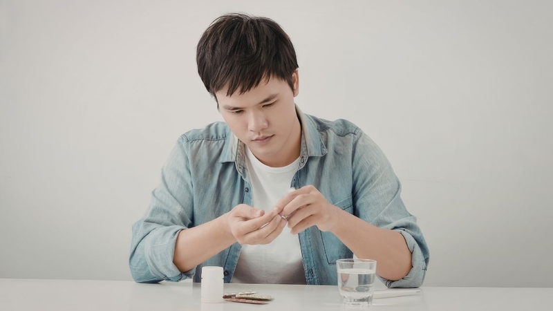 Nhiều nam giới quan tâm&nbsp;uống kháng sinh có ảnh hưởng đến tinh trùng không