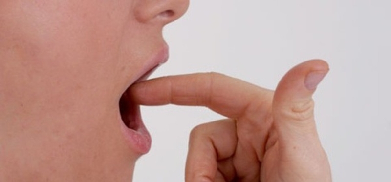 Uống kháng sinh quá liều có sao không 2