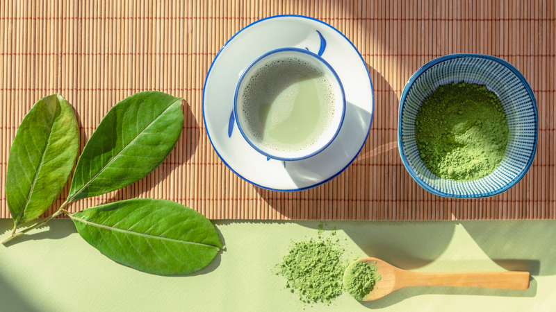 Chỉ nên uống 1 - 2 cốc matcha mỗi ngày