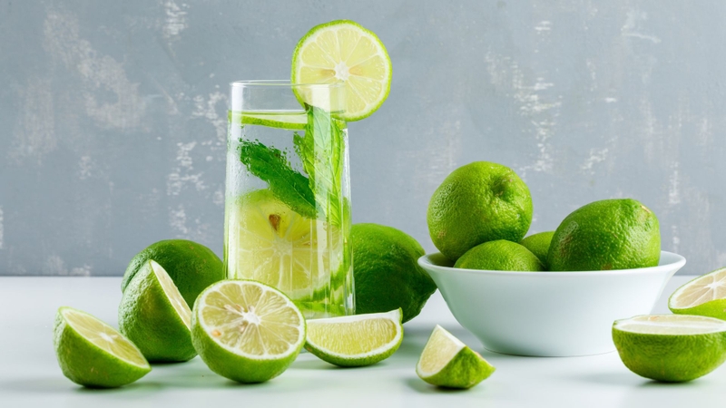 Pha nước chanh vừa phải giúp hạn chế vị quá chua
