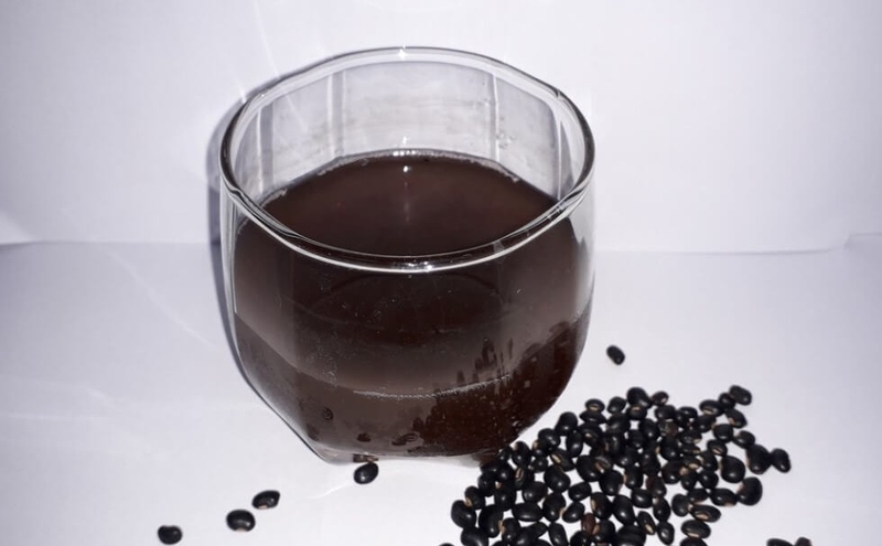 uống nước đậu đen rang hàng ngày có tốt không 1