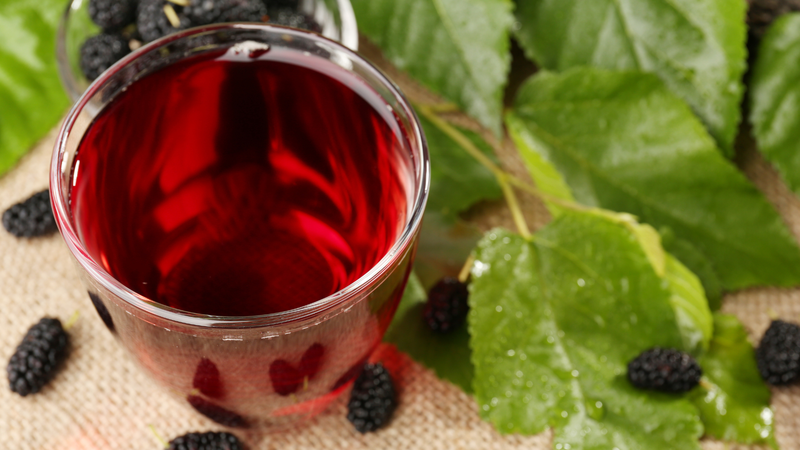 Uống nước dâu tằm ngâm đường có tác dụng gì? Khám phá lợi ích bất ngờ cho sức khỏe 3