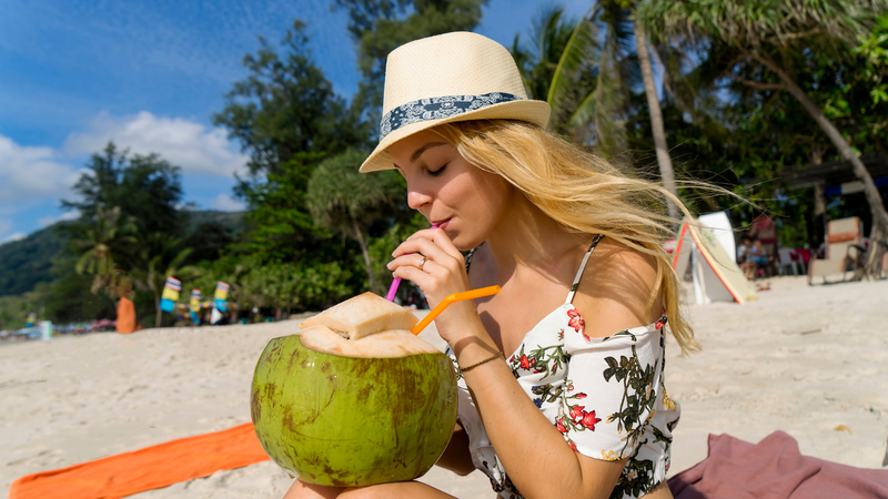 Uống nước dừa hàng ngày có tác dụng gì? 1