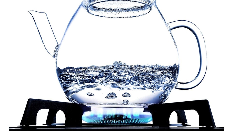 Uống nước mưa đun sôi có tốt không? Cách xử lý nước mưa 1