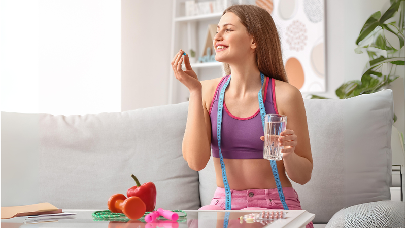 uong-nuoc-nhieu-di-tieu-nhieu-co-giam-can-khong 2