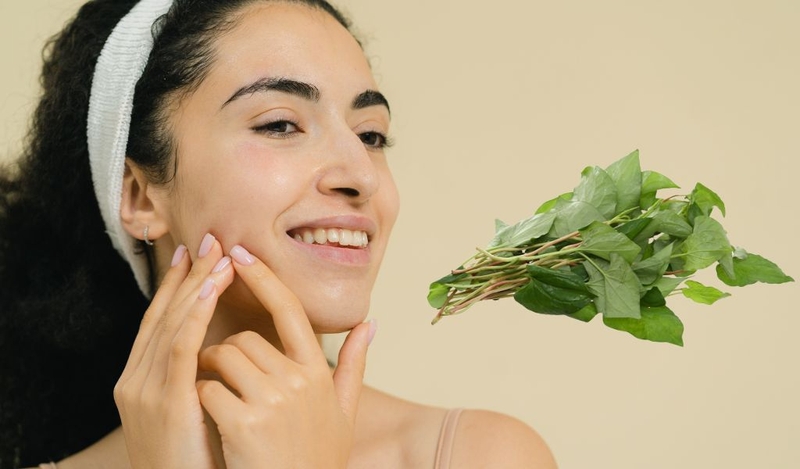 Uống nước rau diếp cá đun sôi có tác dụng gì và lưu ý khi sử dụng 2