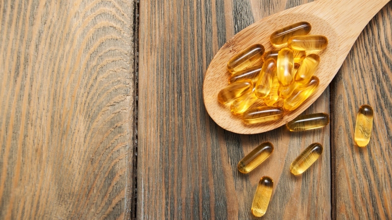 Viên uống omega-3 có hại thận không? Hiện tại chưa ghi nhận trường hợp tổn thương thận do uống omega-3 đúng liều