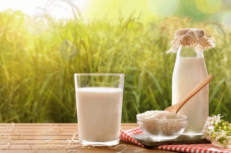 Uống sữa có nổi mụn không? Top 8 loại sữa hạn chế gây mụn khi uống 3