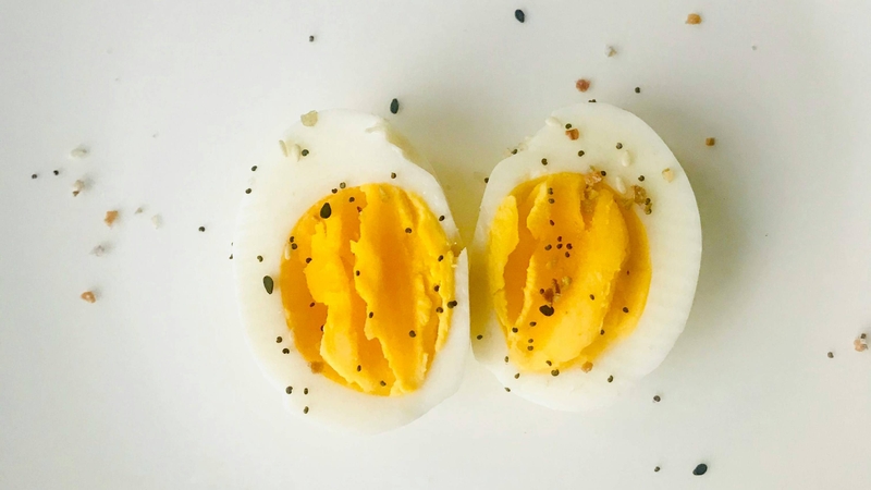 Không nên uống sữa đậu nành cùng trứng gà vì làm giảm khả năng hấp thu protein