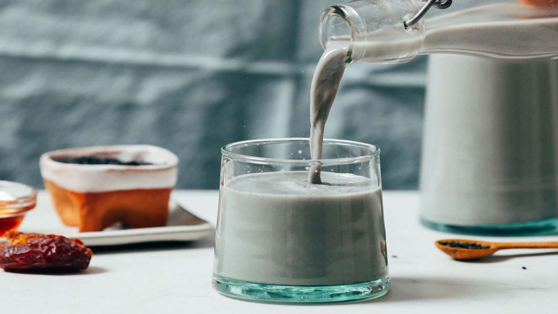 Uống sữa mè đen hạt điều có tốt không? Có lưu ý gì khi sử dụng? 1