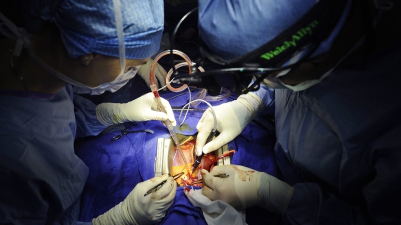 Vá thông liên thất được thực hiện như thế nào? 3