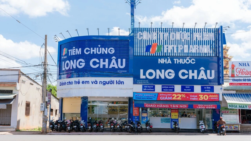 Trung tâm Tiêm chủng Long Châu là hệ thống tiêm chủng cung cấp nhiều loại vắc xin chính hãng cho trẻ em và người lớn