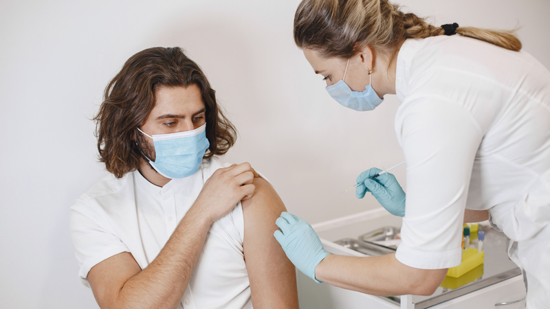 vac-xin-bach-hau-tiem-may-mui-nhung-dieu-can-biet-ve-vac-xin-bach-hau 2.png