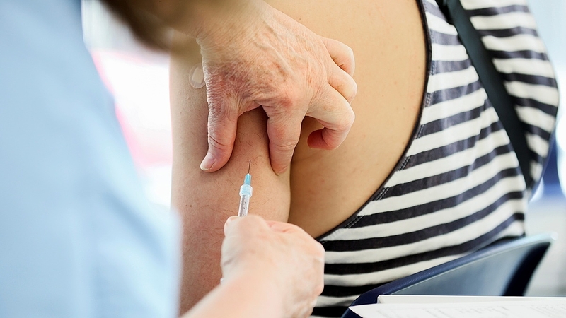 Cách phòng bệnh và thông tin về vaccine phòng bệnh đậu mùa khỉ 2