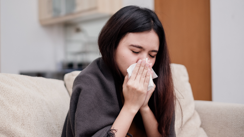 Ho, sốt và mệt mỏi là triệu chứng chung của nhiều virus hô hấp