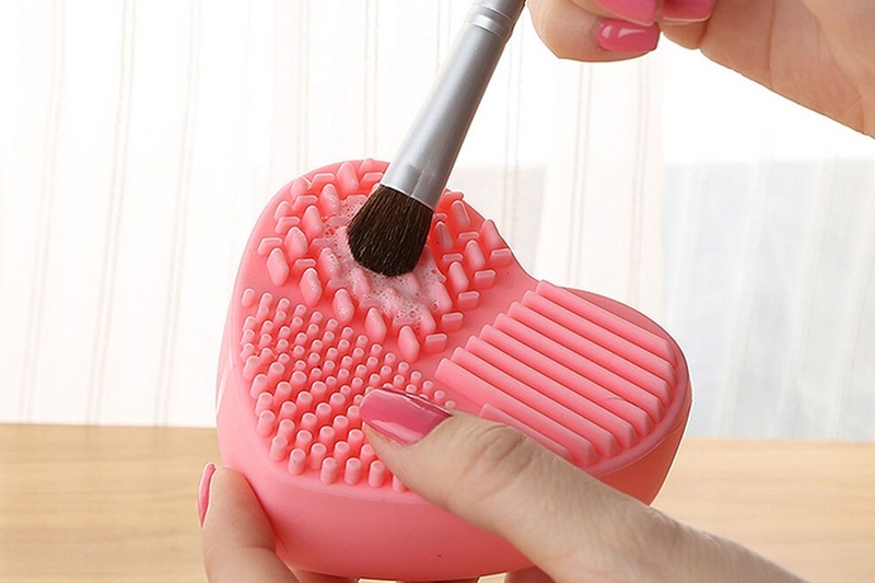 Vệ sinh cọ son môi bằng gì và cách vệ sinh cọ tốt nhất 2