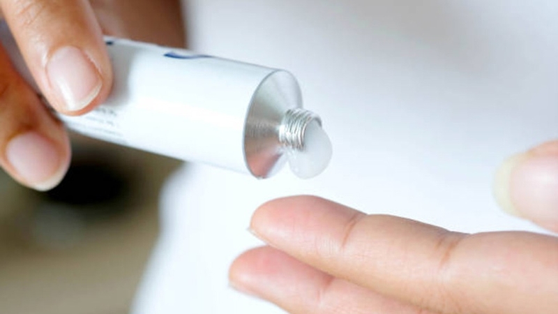 Vết loét nhiệt miệng có lây không? Cách phòng ngừa 5