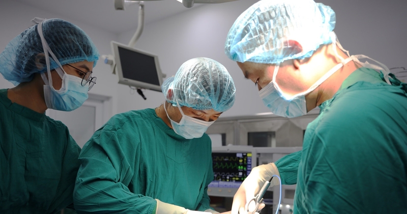 Vết mổ ung thư lưỡi đau có sao không? 1