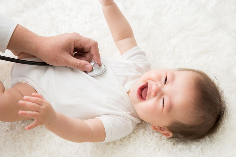 Cần nhanh chóng đưa trẻ đi khám ngay khi có các biểu hiện đầu tiên