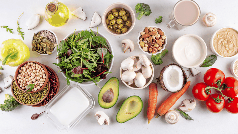 Với người ăn theo chế độ low-carb, mắc ca là lựa chọn lý tưởng vì giàu chất béo tốt, rất ít carb, giúp no lâu, ổn định đường huyết và hỗ trợ sức khỏe tim mạch