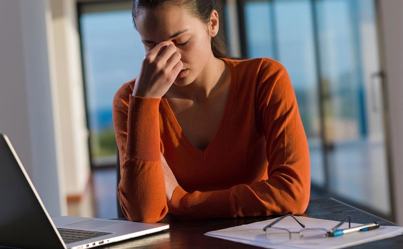 Vì sao bạn hay ngứa mắt vào ban đêm? 2