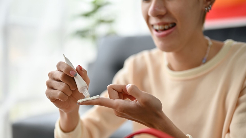 Vì sao da vẫn bị rám nắng dù đã thoa kem chống nắng? 3