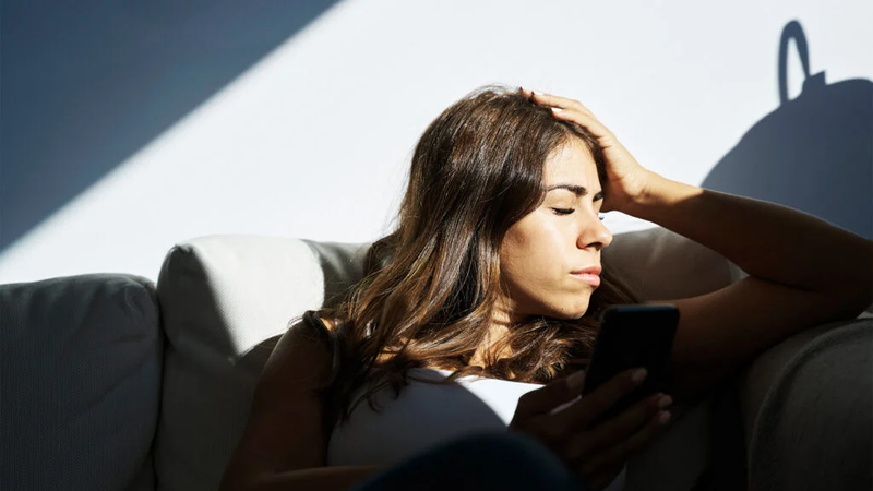 Vì sao mất cân bằng nội tiết tố lại gây ra mệt mỏi kéo dài? 2