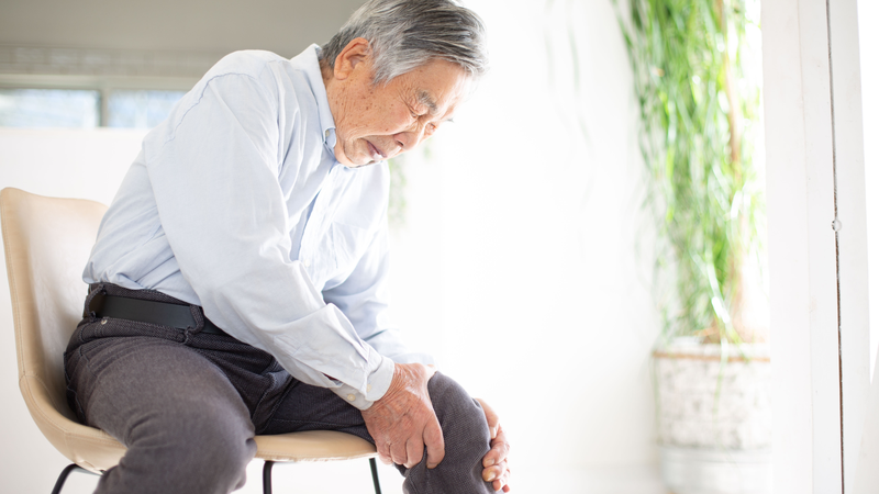 Nắng nóng không chỉ gây mệt mỏi mà còn khiến khớp “khó chịu” hơn