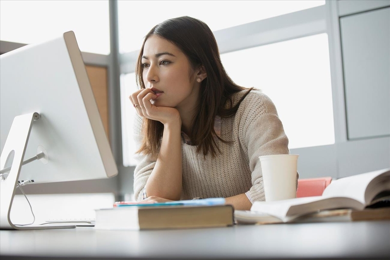 Nguyên nhân và cách khắc phục khi ngồi máy lạnh bị khô da 1